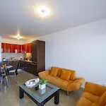 One Bedroom In Fig Tree Bay *