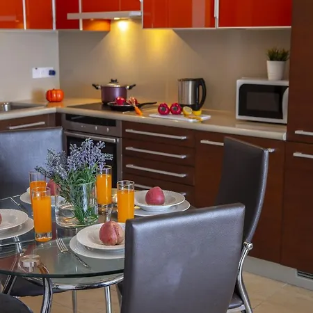 아파트 One Bedroom In Fig Tree Bay 프로타라스