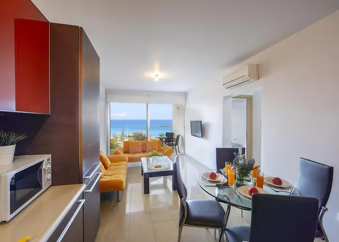One Bedroom In Fig Tree Bay Apartamento