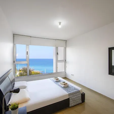 One Bedroom In Fig Tree Bay Διαμέρισμα Πρωταράς