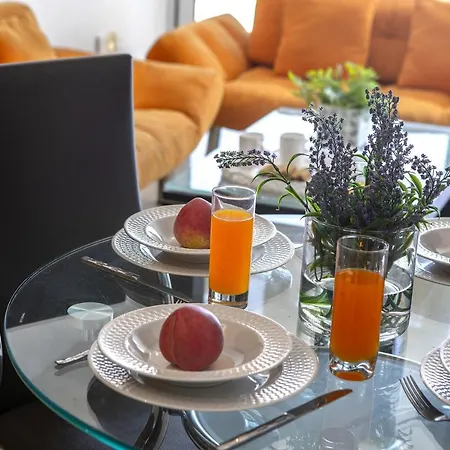 One Bedroom In Fig Tree Bay Апартаменты